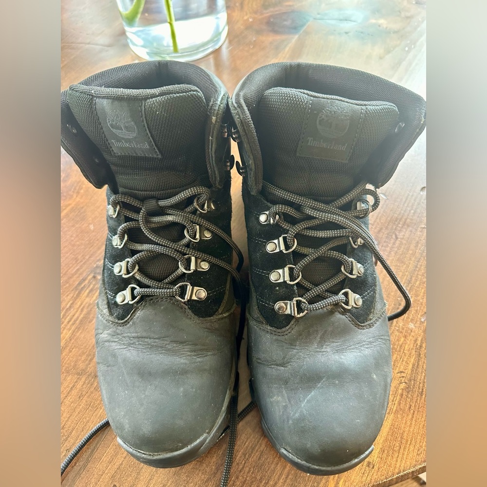 Men’s Timberland Mid Hiker Book